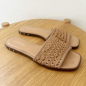 Marc Fisher woven Jeremy studded sandal Size 9